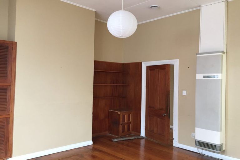 Photo of property in 2/43 Rintoul Street, Newtown, Wellington, 6021