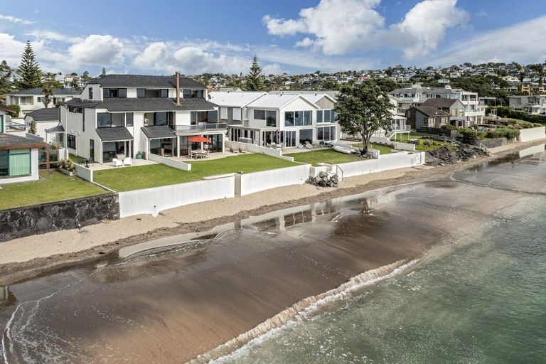 Photo of property in 1/15 Craig Road, Milford, Auckland, 0620