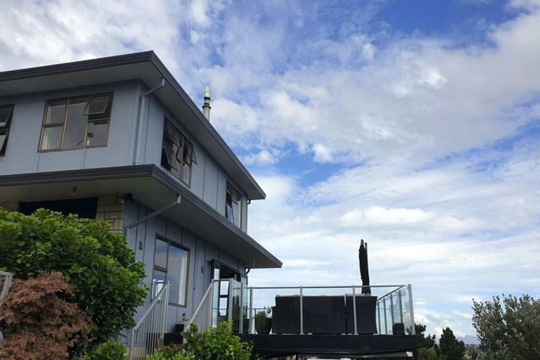 Photo of property in 17 Delhi Road, Hospital Hill, Napier, 4110