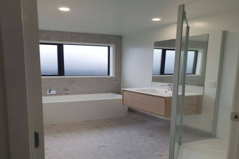 Photo of property in 211 Victoria Street West, Pukekohe, 2120