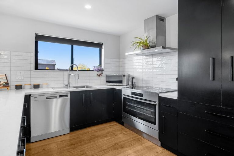 Photo of property in 17 Aroha Street, Pegasus, 7612