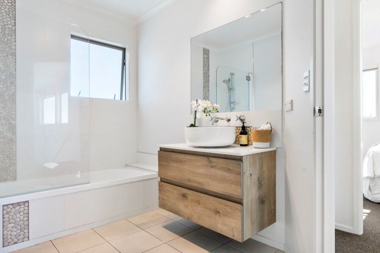 Photo of property in 216a Dickson Road, Papamoa Beach, Papamoa, 3118