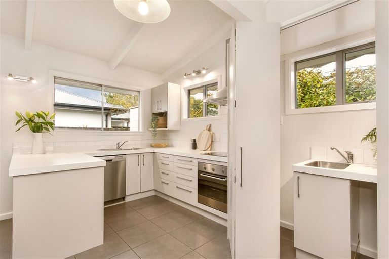 Photo of property in 130 Condell Avenue, Papanui, Christchurch, 8053