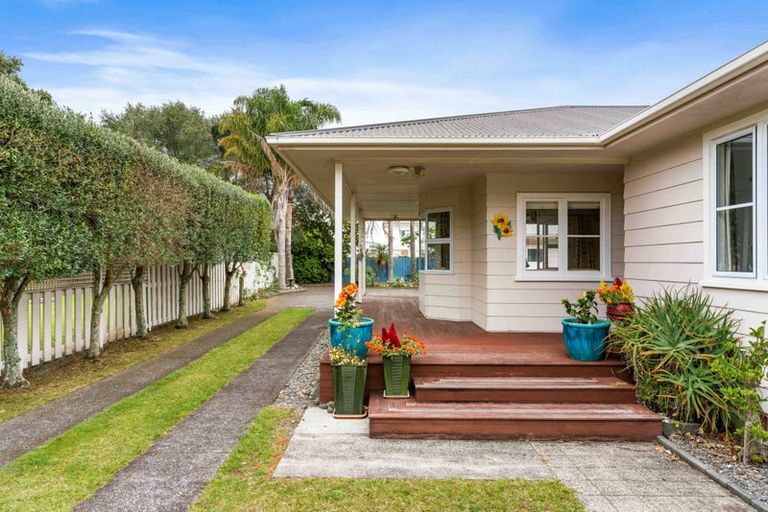 Photo of property in 214 Rangi Avenue, Whangamata, 3620
