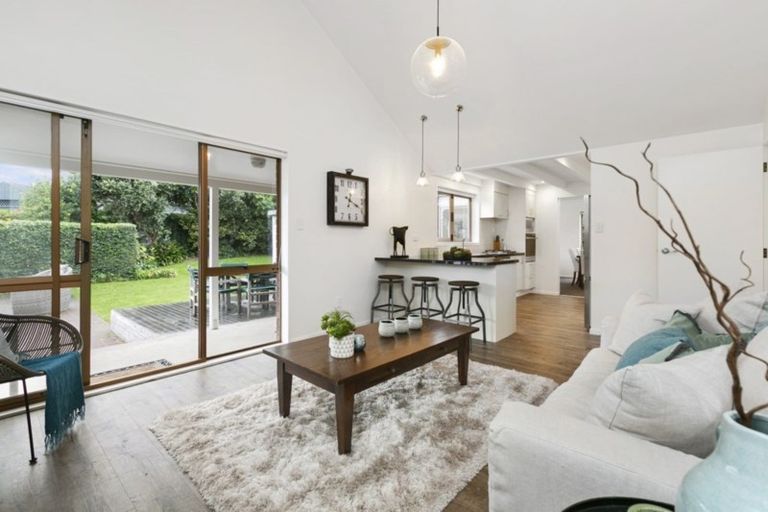 Photo of property in 37 Pah Street, Matua, Tauranga, 3110