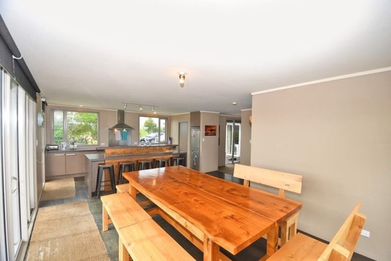 Photo of property in 301 Ranganui Road, Kaiwaka, 0573