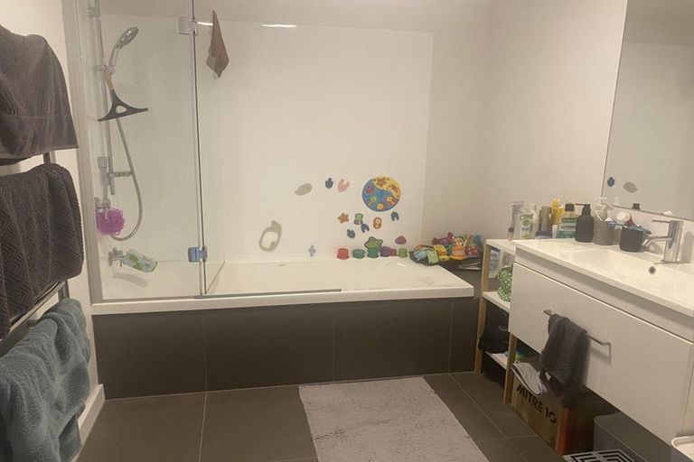 Photo of property in 1/38 Makara Road, Karori, Wellington, 6012