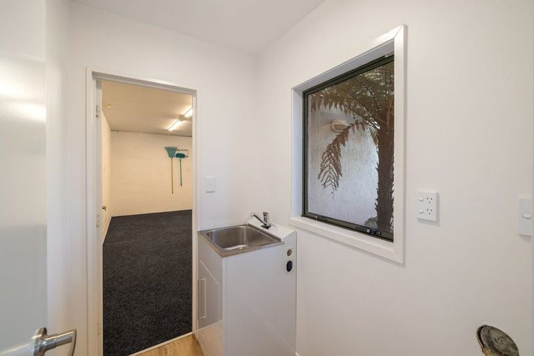 Photo of property in 6 Kaikomako Place, Cass Bay, Lyttelton, 8082