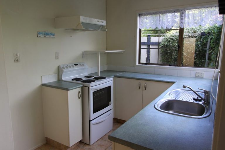 Photo of property in 1/16 Trafalgar Road, Milford, Auckland, 0620