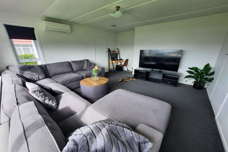 Photo of property in 15 Campbell Street, Hawera, 4610