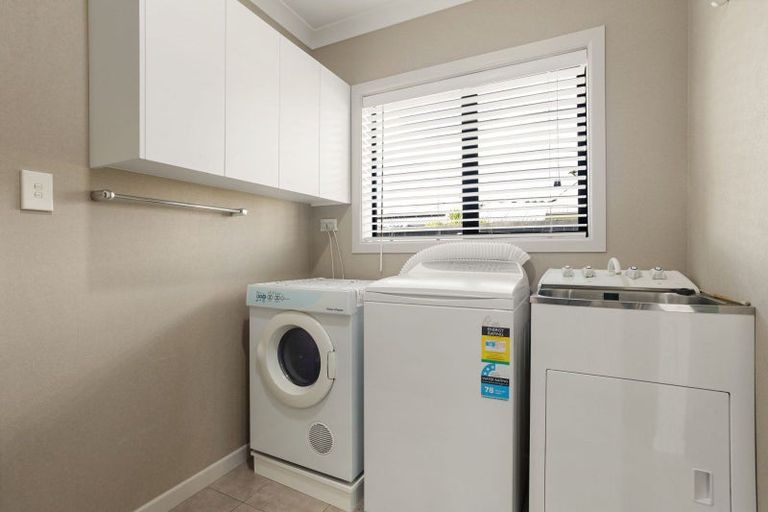 Photo of property in 2 Brancaster Place, Cambridge, 3434