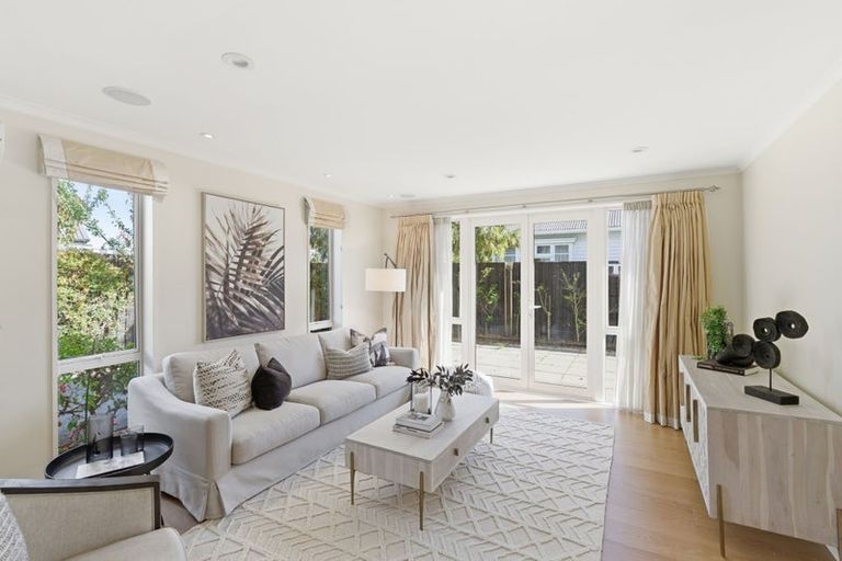 Photo of property in 6 Kahu Road, Riccarton, Christchurch, 8041
