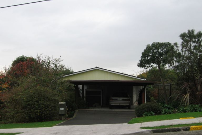 Photo of property in 7 Ruru Street, Waikanae, 5036