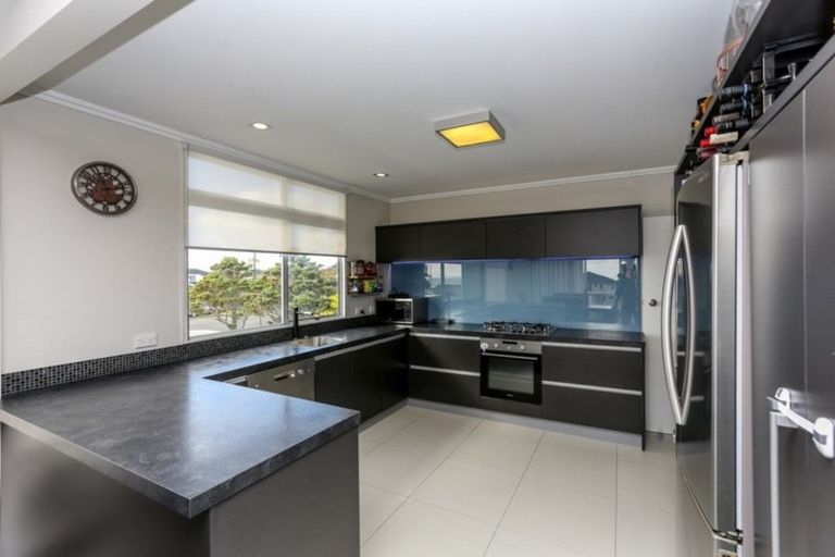 Photo of property in 4 Carver Place, Lynmouth, New Plymouth, 4310