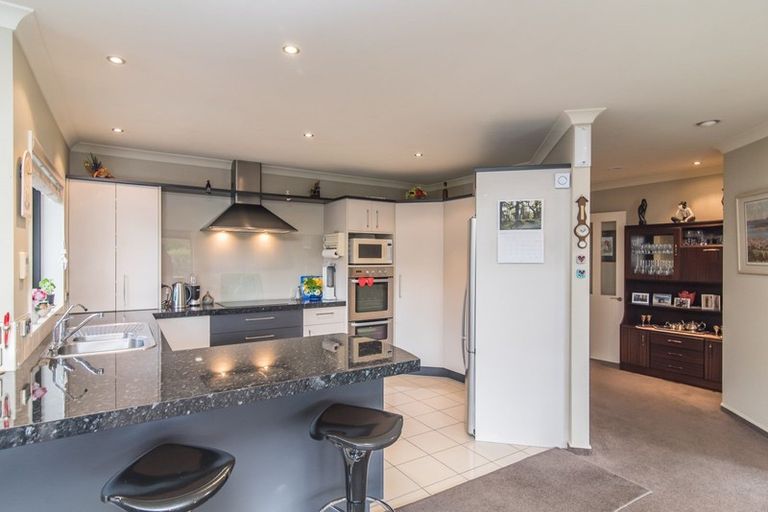 Photo of property in 7 Datum Way, Paraparaumu, 5032