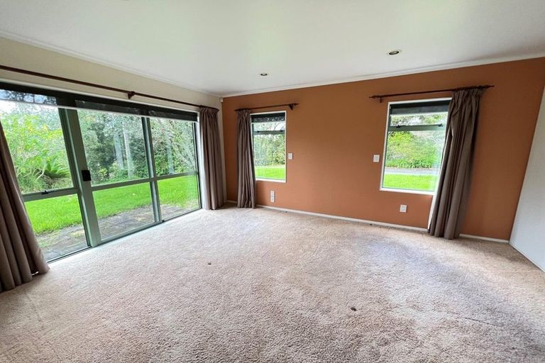 Photo of property in 54 Russell Road, Wainui, Silverdale, 0992