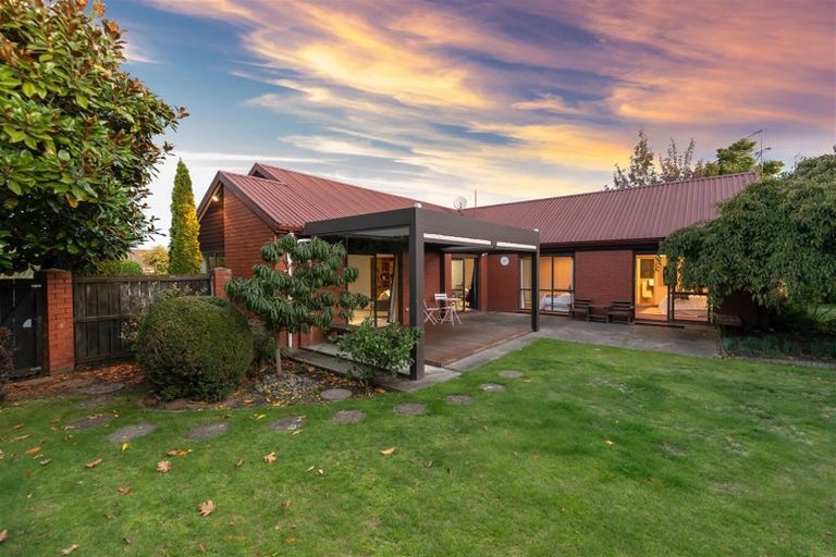 Photo of property in 15 Nepal Place, Burnside, Christchurch, 8053