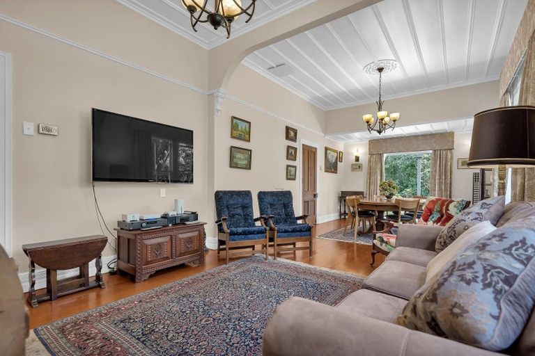 Photo of property in 3 Lake Road, Devonport, Auckland, 0624