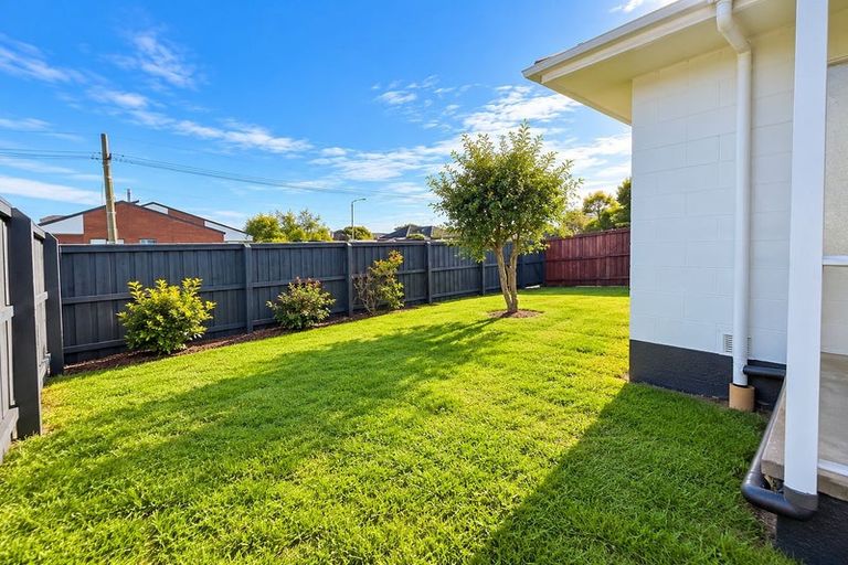 Photo of property in 1/72 Veitches Road, Casebrook, Christchurch, 8051