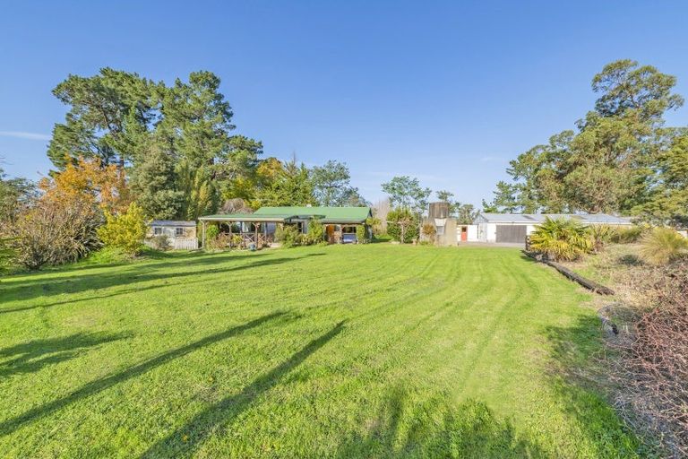 Photo of property in 297 Loburn Whiterock Road, Loburn, Rangiora, 7472