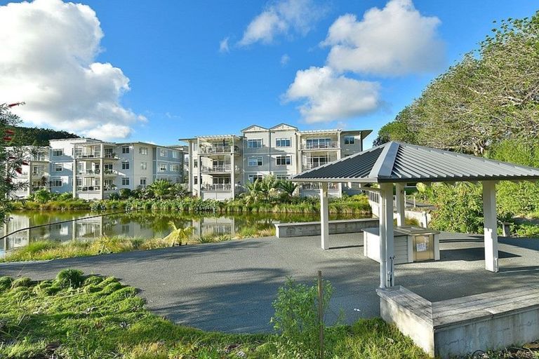 Photo of property in 14 Plantation Terrace, Orewa, 0931
