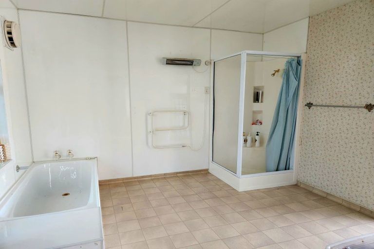 Photo of property in 22 Weenink Road, Karoro, Greymouth, 7805