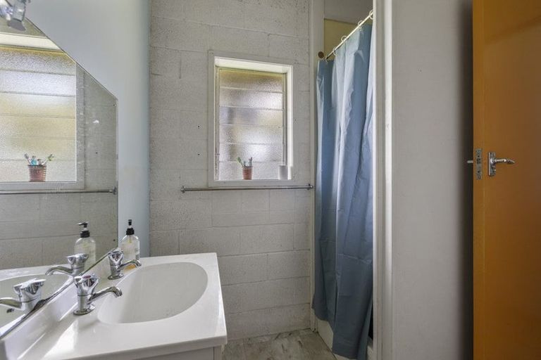 Photo of property in 197 Beach Road, Campbells Bay, Auckland, 0620