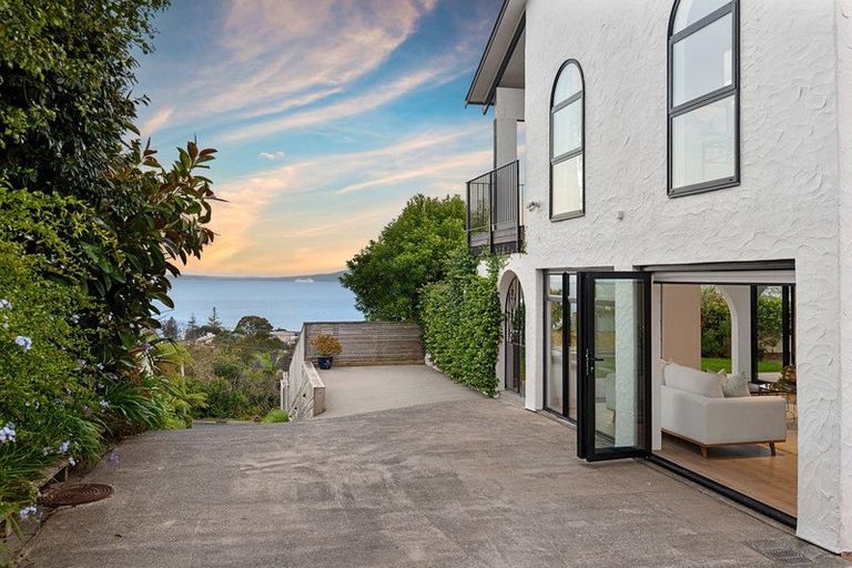 Photo of property in 832a Beach Road, Torbay, Auckland, 0630