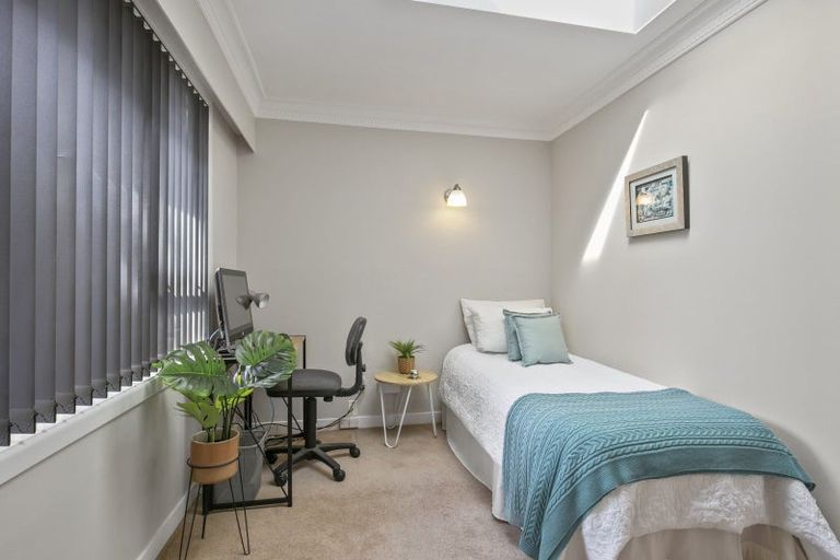 Photo of property in 208 Barnard Street, Wadestown, Wellington, 6012