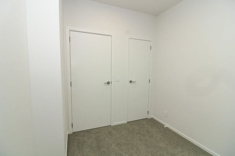 Photo of property in 27/33 Raukawa Street, Stokes Valley, Lower Hutt, 5019