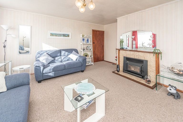 Photo of property in 247 London Street, Tawhero, Whanganui, 4501