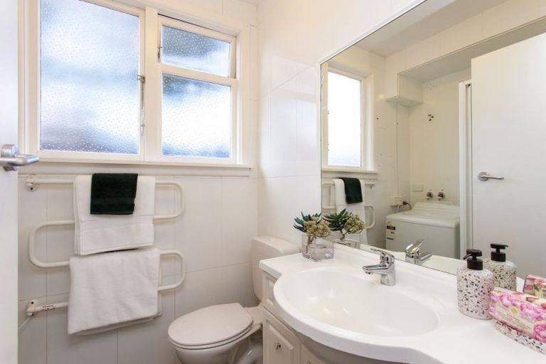 Photo of property in 2/78 Holly Road, St Albans, Christchurch, 8014