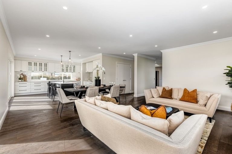 Photo of property in 4 Sunline Drive, Leamington, Cambridge, 3432