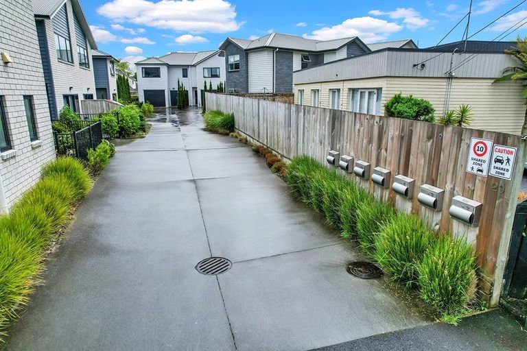 Photo of property in 8/29 Beatty Street, Melville, Hamilton, 3206