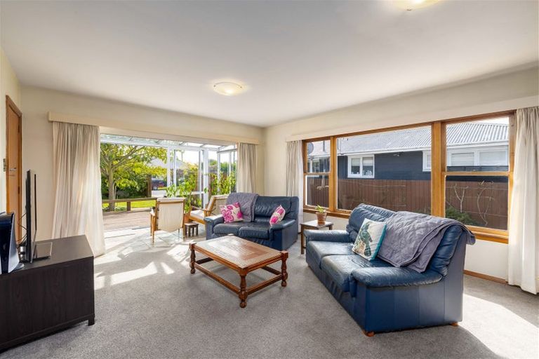 Photo of property in 8 Torquay Place, Bryndwr, Christchurch, 8053