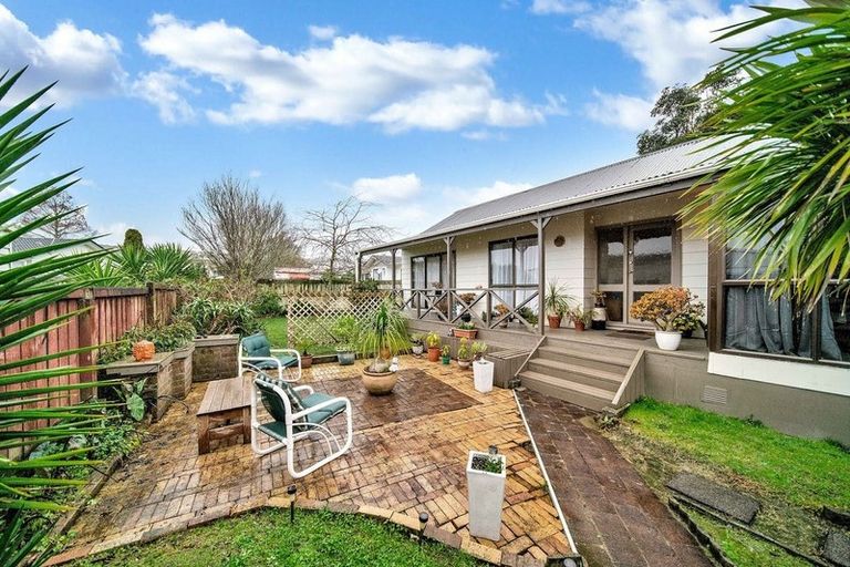 Photo of property in 2 Romilly Court, Papakura, 2110