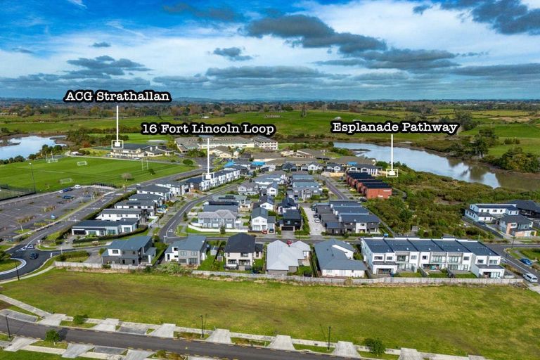 Photo of property in 16 Fort Lincoln Loop, Karaka, Papakura, 2113