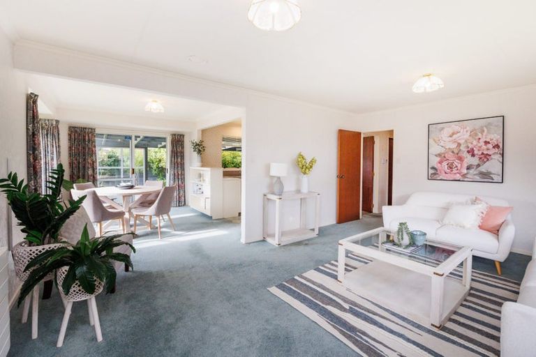 Photo of property in 27 Carter Crescent, Awapuni, Palmerston North, 4412