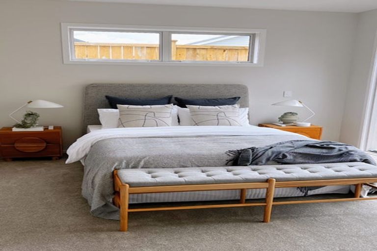 Photo of property in 11 Spars Road, Wainui, 0932