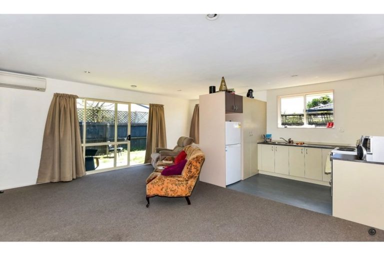 Photo of property in 21 Charlotte Lane, Woolston, Christchurch, 8062