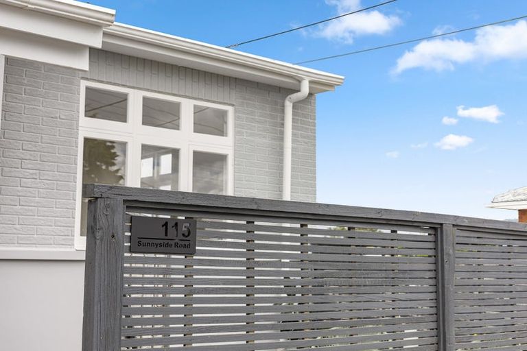Photo of property in 115 Sunnyside Road, Sunnyvale, Auckland, 0612