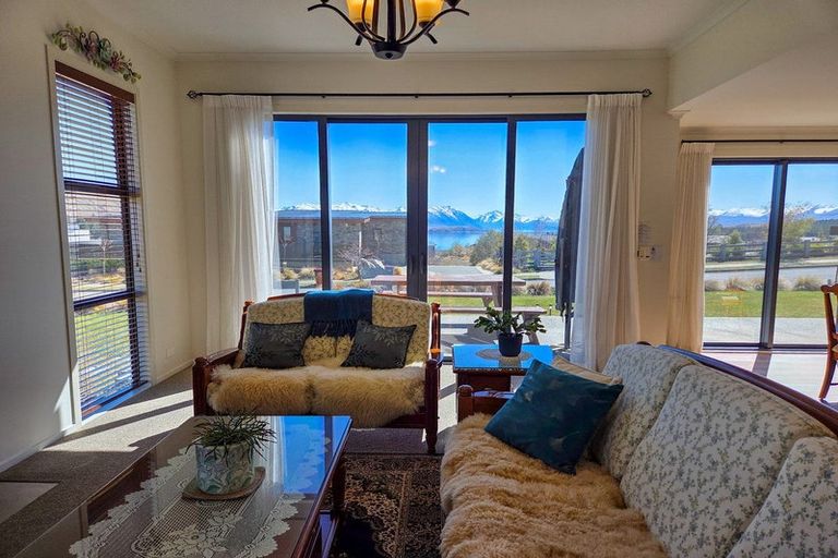 Photo of property in 1 Manning Place, Lake Tekapo, 7999