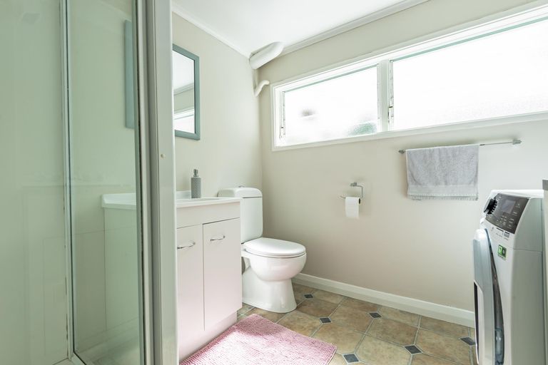 Photo of property in 97 Rangiora Avenue, Roslyn, Palmerston North, 4414