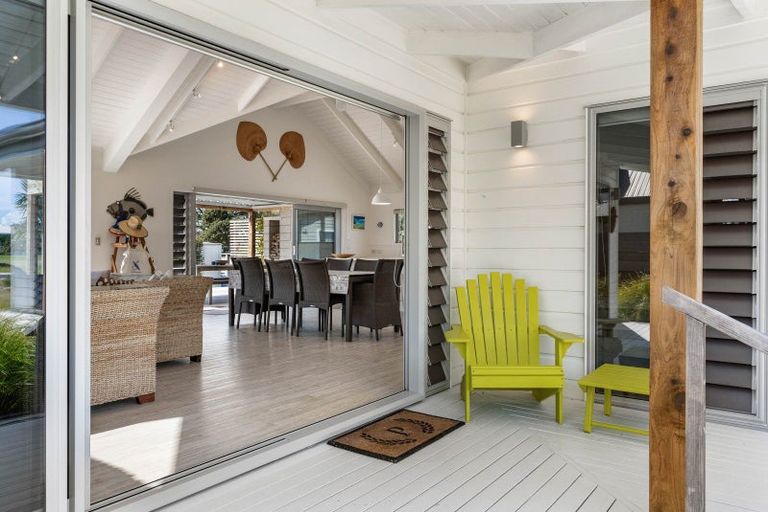 Photo of property in 132 Kiwi Road, Whangamata, 3620