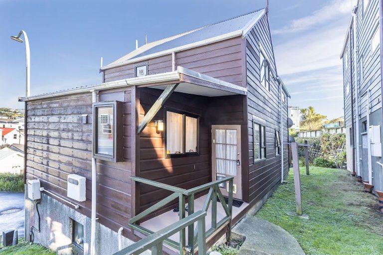 Photo of property in 8/85 Elizabeth Street, Mount Victoria, Wellington, 6011