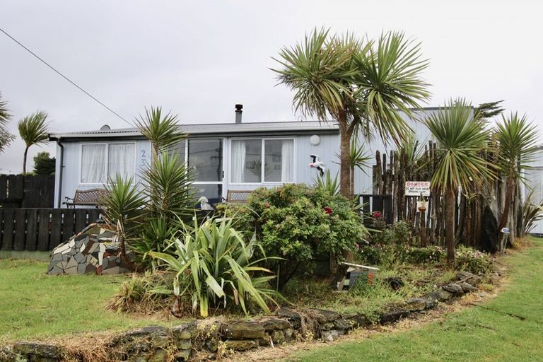 Photo of property in 23 Nash Parade, Foxton Beach, Foxton, 4815