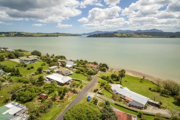 Photo of property in 2 Gundry Street, Rawene, Kaikohe, 0473