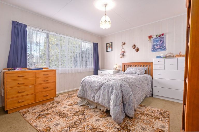 Photo of property in 5 York Place, Awapuni, Palmerston North, 4412