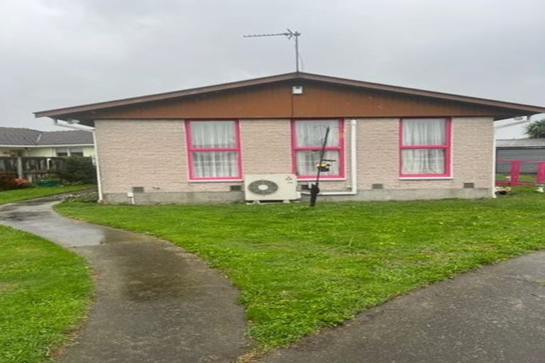 Photo of property in 15 Shetland Street, Woolston, Christchurch, 8062