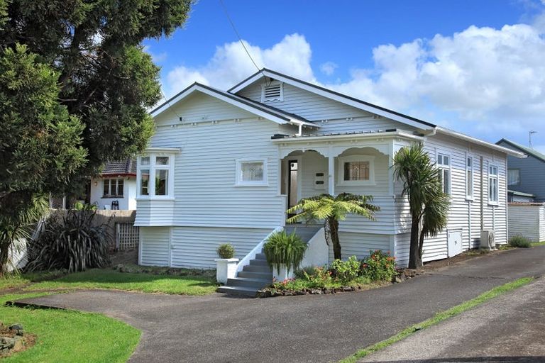 Photo of property in 12 Lunn Avenue, Mount Wellington, Auckland, 1072